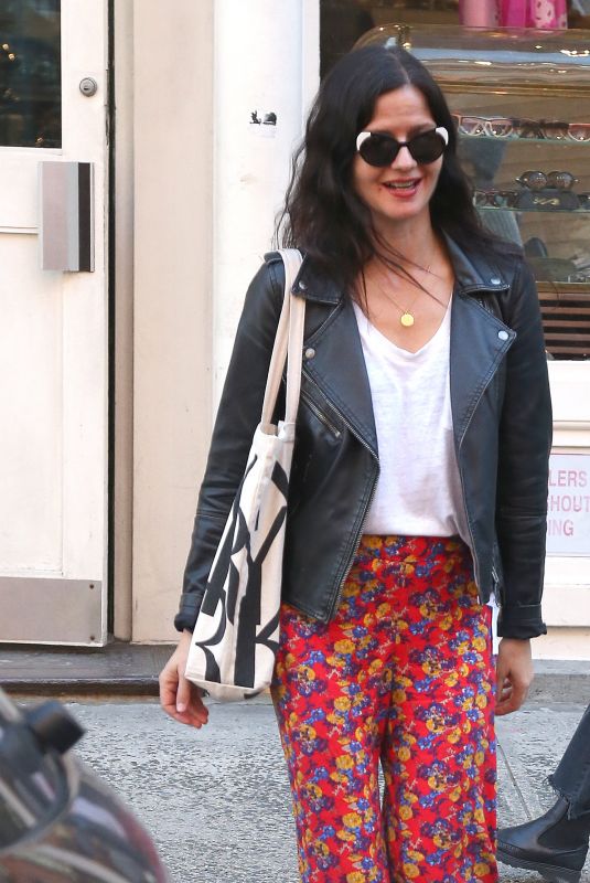 JILL HENNESSY Out and About in New York 04/23/2018