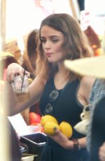 JOEY KING Shopping at Farmers Market in Studio City 04/15/2018