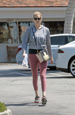 KATE UPTON Out and About in Beverly Hills 04/17/2018
