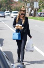 KATHERINE SCHWARZENEGGER Out for Coffee in Brentwood 03/31/2018