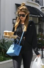 KATHERINE SCHWARZENEGGER Out for Coffee in Brentwood 03/31/2018