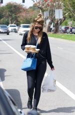 KATHERINE SCHWARZENEGGER Out for Coffee in Brentwood 03/31/2018