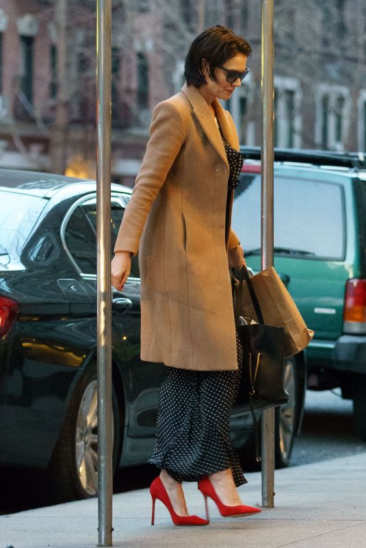KATIE HOLMES Out and About in New York 04/18/2018