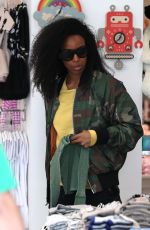 KELLY ROWLAND Shopping at Kitross Kids in West Hollywood 04/19/2018