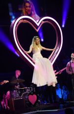 KELSE BALLERINI at 2018 ACM Awards in Las Vegas 04/15/2018