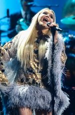 KESHA at Elton John: I