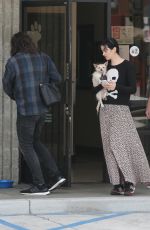 KRYSTEN RITTER and Adam Granduciel Take Their Dog to Animal Hospital in Los Angeles 04/04/2018