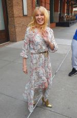 KYLIE MINOGUE Out in New York 04/24/2018