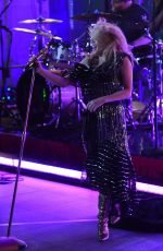 KYLIE MINOGUE Performs Stop Me from Falling on One Show in London 04/09/2018