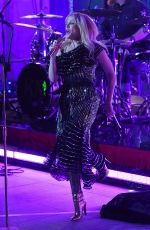 KYLIE MINOGUE Performs Stop Me from Falling on One Show in London 04/09/2018