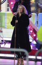 KYLIE MINOGUE Performs Stop Me from Falling on One Show in London 04/09/2018
