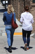 LESLIE BIBB and ALYSON HANNIGAN Out for Lunch in Studio City 04/10/2018