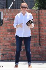 LESLIE BIBB and ALYSON HANNIGAN Out for Lunch in Studio City 04/10/2018