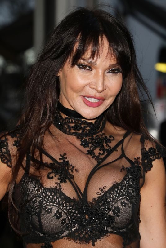 LIZZIE CUNDY at James Ingham’s Jog on to Cancer Rvent in London 04/05/2018