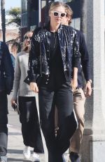 MARIA SHARAPOVA and Alexander Gilkes Out Shopping in New York 04/01/2018