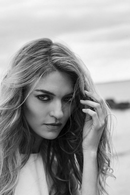 MARTHA HUNT in V Magazine, April 2018