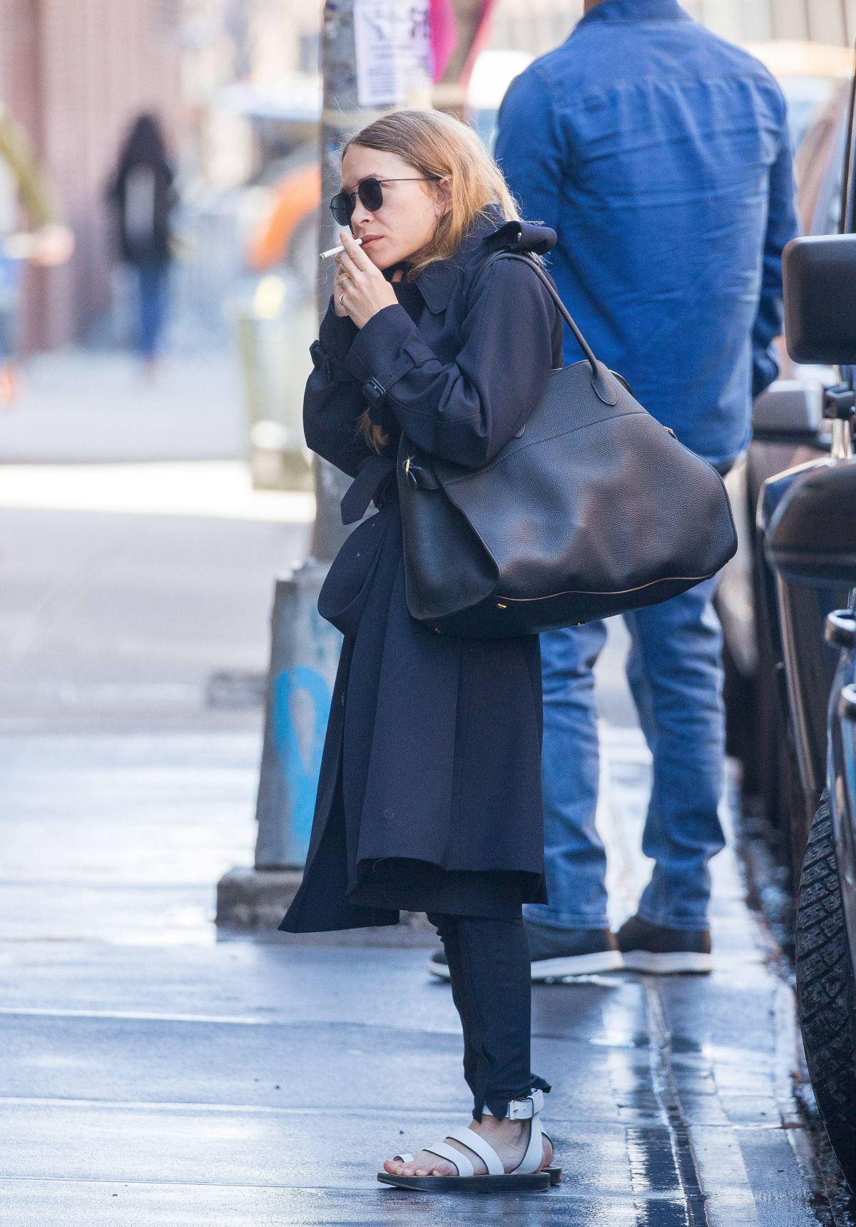 MARY KATE OLSEN Arrives at Her Office in New York 04/26/2018 – HawtCelebs