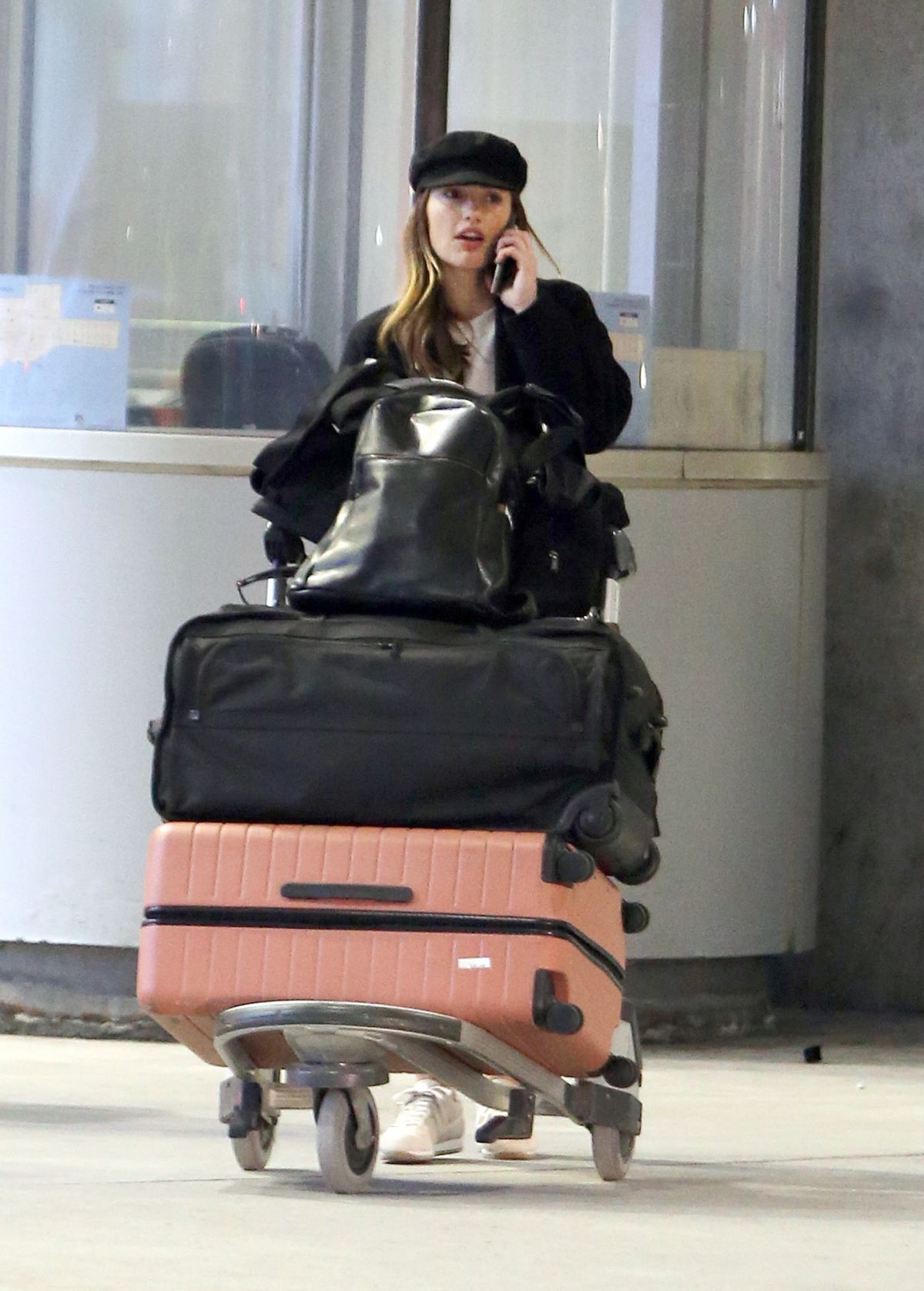 MINKA KELLY Arrives at Airport in Toronto 04/24/2018 – HawtCelebs