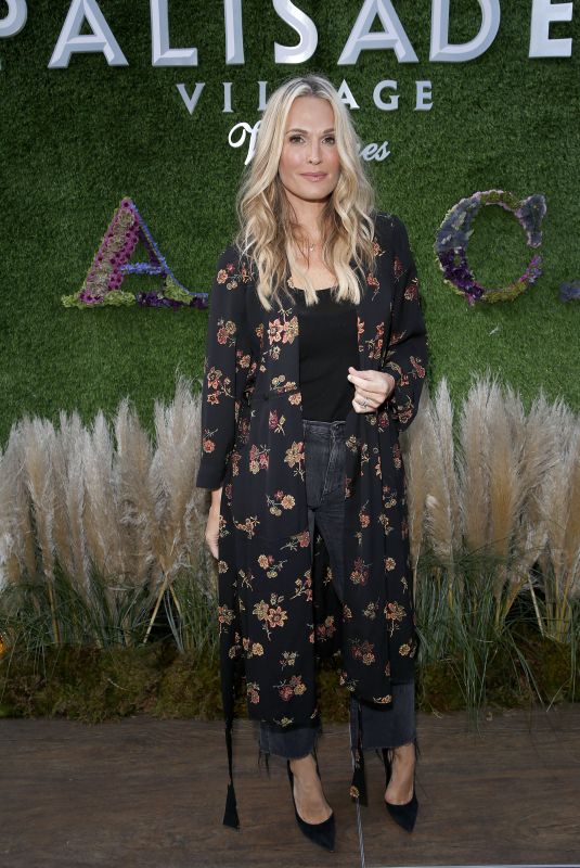 MOLLY SIMS at Palisades Village A.L.C. Dinner in Los Angeles 04/17/2018