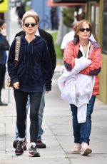 NATALIE PORTMAN Out for Breakfaast in Los Feliz 04/02/2018