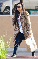 NAYA RIVERA Shopping at Albertson