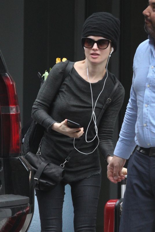 NERI OXMAN Out in Cambridge 04/14/2018