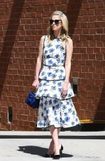 PARIS and NICKY HILTON with Mom Kathy Out in Beverly Hills 04/17/2018