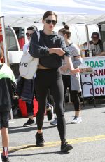 PHOEBE TONKIN Shooping at Farmers Market in Studio City 04/08/2018