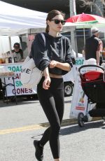 PHOEBE TONKIN Shooping at Farmers Market in Studio City 04/08/2018