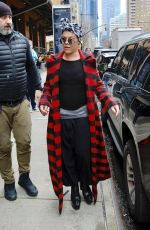 PINK Leaves Her Hotel in New York 04/04/2018