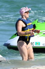 PINK on Vcation in Fort Lauderdale 04/26/2018