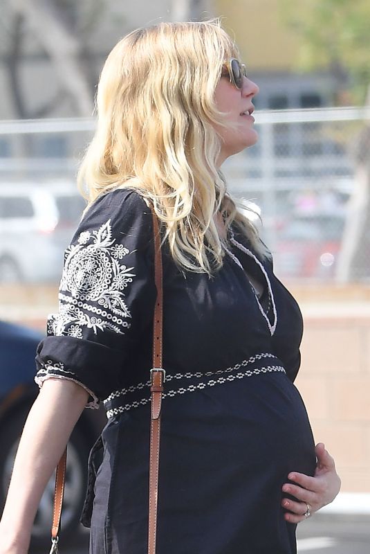 Pregnant KIRSTEN DUNST Arrives at Sunday Church Service on Easter in Los Angeles 04/01/2018
