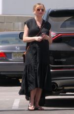 Pregnant KIRSTEN DUNST Out for Lunch in Toluca Lake 04/10/2018