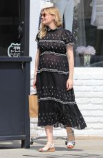 Pregnant KIRSTEN DUNST Shopping at Pergolina in Toluca Lake 04/03/2018