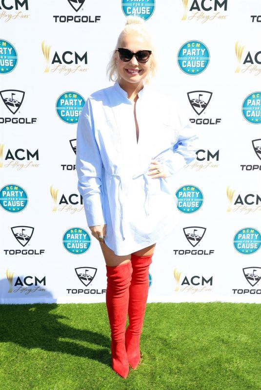 RAELYNN at Academy of Country Music Presents Lifting Lives Topgolf Tee-off in Las Vegas 04/14/2018