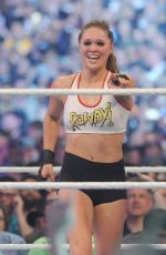 RONDA RUSEY at WWE Wrestlemania 34 at Mercedes-benz Superdome in New Orleans 04/08/2018