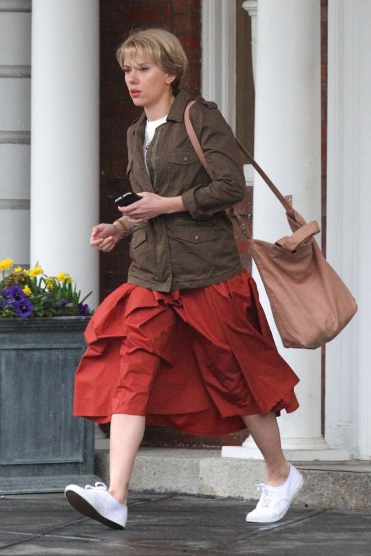 SCARLETT JOHANSSON on the Set of Untitled Noah Baumbach Project in Brooklyn 04/03/2018