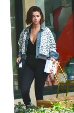 SELENA GOMEZ Leaves Pilates Class in Los Angeles 04/03/2018