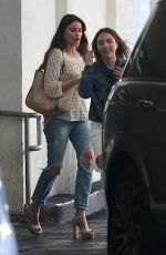 SOFIA VERGARA Leaves a Dermatologist in Beverly Hills 04/03/2018