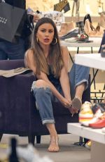 SOFIA VERGARA Shopping at Saks Fifth Avenue in Beverly Hills 04/20/2018