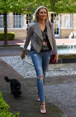 STEPHANIE PRATT Walks Her Dog Out in London 04/18/2018