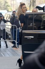 TYRA BANKS Leaves The View in NEw York 04/09/2018