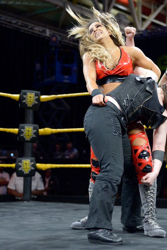 WWE - Axxess Invitational Tournament, Day 1