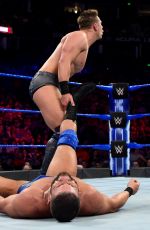 WWE - Mixed Match Challenge: Asuka & Miz vs Charlotte & Roode