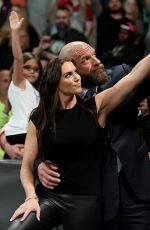 WWE - Raw Digitals 04/02/2018