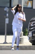 ZOE SALDANA Shopping at Bristol Farms in Beverly Hills 04/14/2018