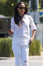 ZOE SALDANA Shopping at Bristol Farms in Beverly Hills 04/14/2018