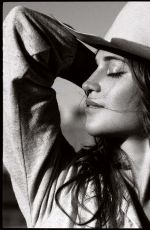 ALICIA VIKANDER for Elle Magazine, UK/Australia 2018