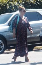 AMY ADAMS Out in Los Angeles 05/10/2018