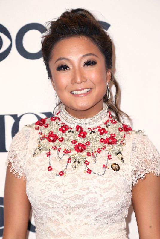 ASHLEY PARK at Tony Awards Nominees Photocall in New York 05/02/2018
